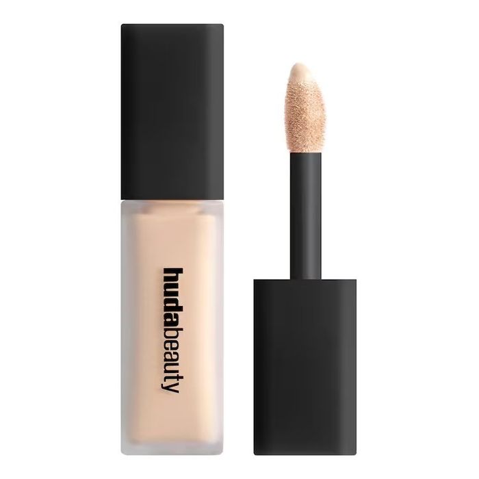 Huda beauty concealer 3